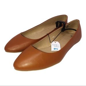 (SH-557) Time And Tru Tan Comfort Flats Size 9.5